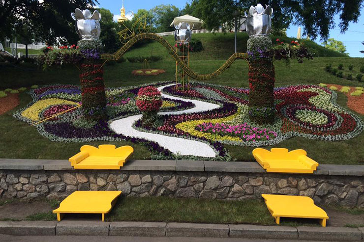 Дніпровський