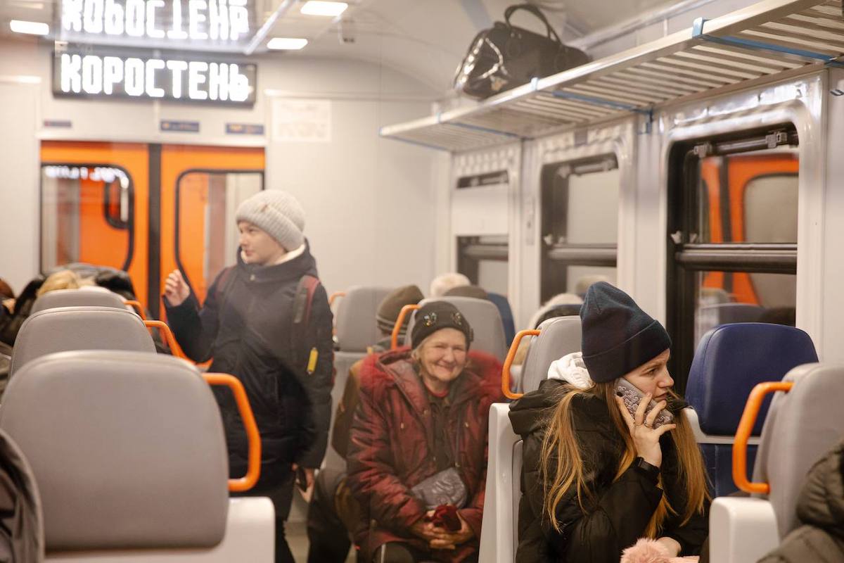 В Україні вперше модернізували дизель-поїзд (фото) - Хмарочос