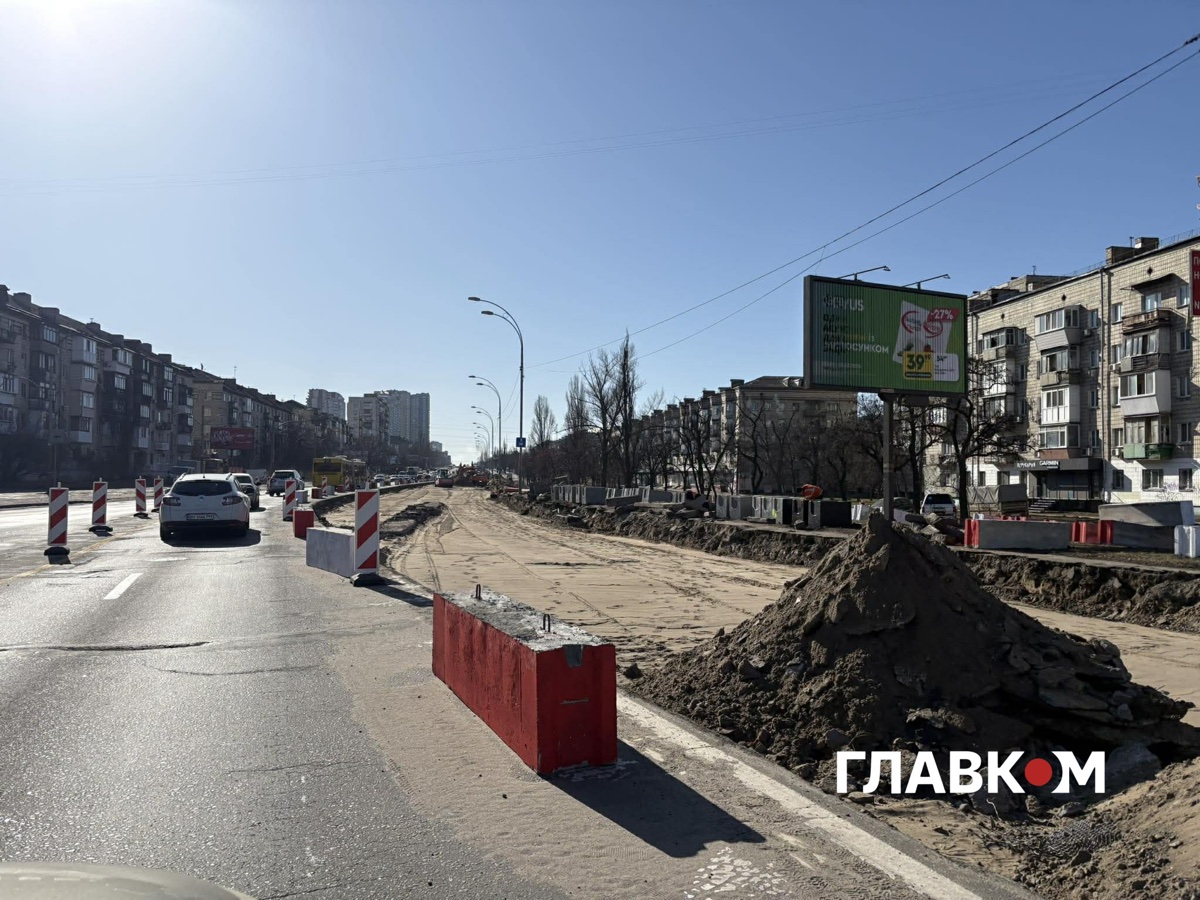 Капітальний ремонт Харківського шосе у Києві